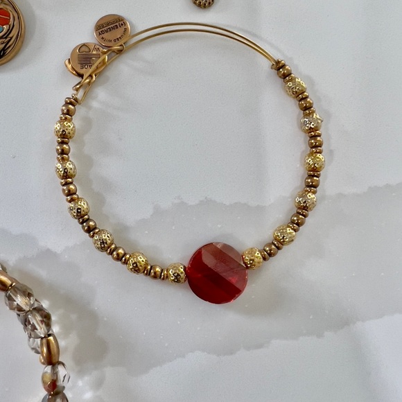 5 Alex and Ani gold bracelets in perfect shape - Picture 2 of 7